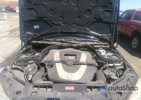 2010 Mercedes-Benz C 300 Luxury/Sport z USA, uszkodzony, nr VIN WDDGF5EB2AR086368